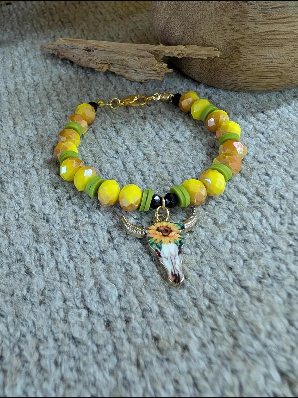 Sunflower Bull Skull Beaded Bracelet - Yellow & Green